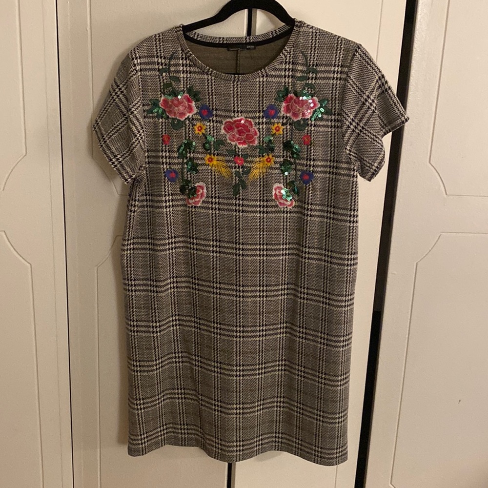 Zara Plaid Dress with Floral Sequence Size L